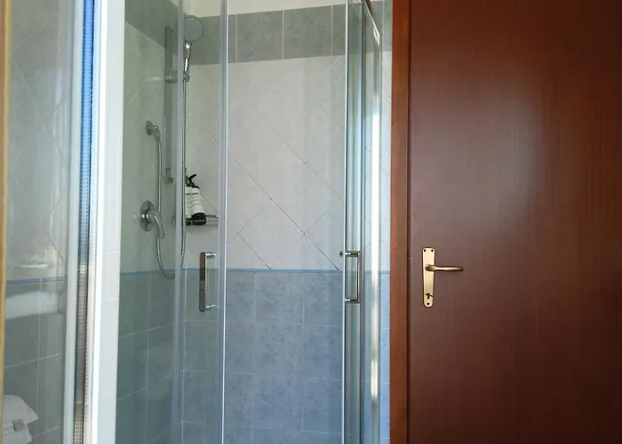 Ariston Imperial فندق