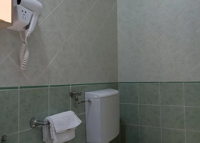 فندق Ariston Imperial