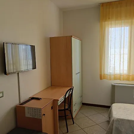 Ariston Imperial Szálloda 3*