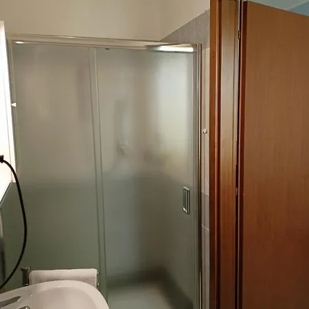 阿里斯顿帝国酒店 3* 加里波第港