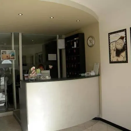 Ariston Imperial Отель 3*