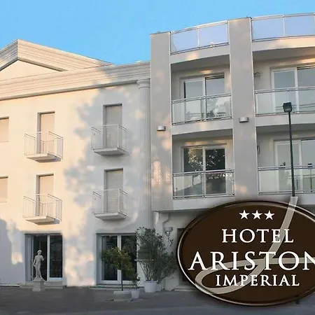 Ariston Imperial Szálloda 3*