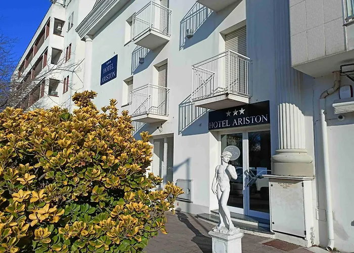 Ariston Imperial 3* פורטו גריבלדי