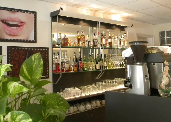 Ariston Imperial Hotel 3*