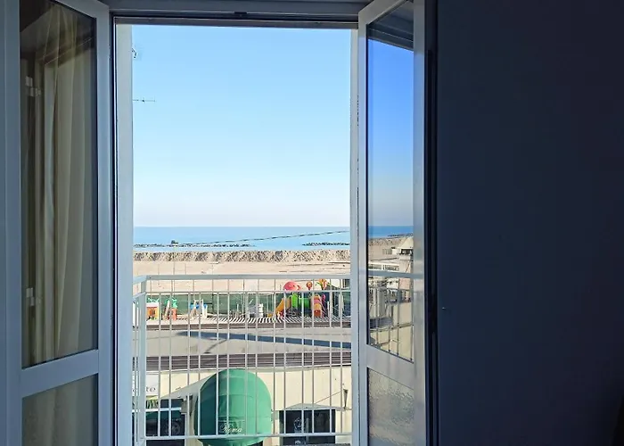 Ariston Imperial Hotel 3*