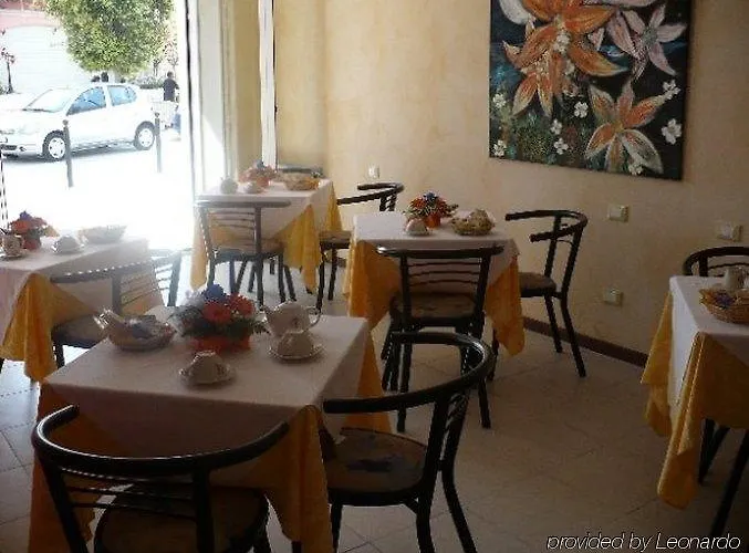 Ariston Imperial Hotel 3*